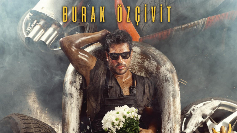 Burak Özçivit “İstanbul’un En Güzel Kızı” İle Tiyatro Sahnesinde!